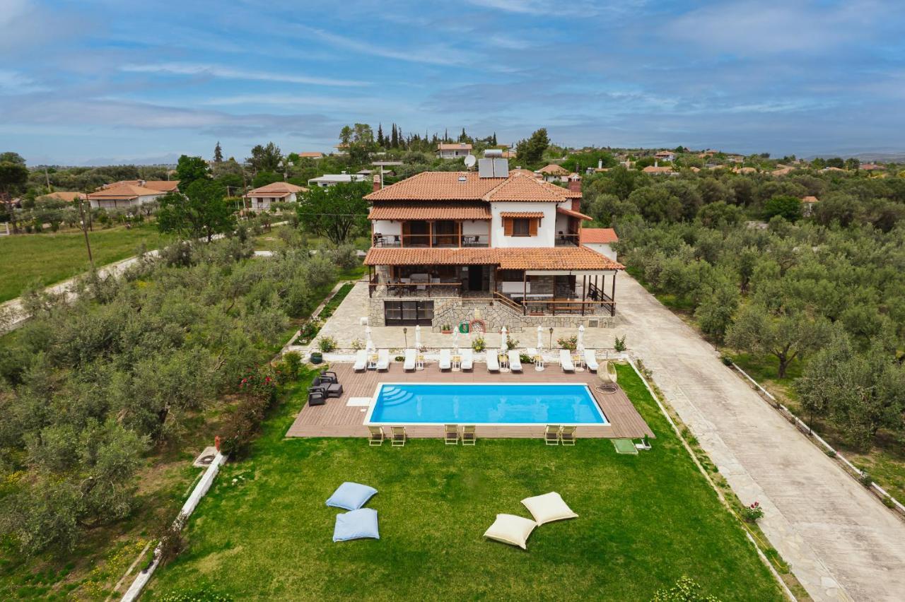 Kalisun Pool House By Georgalas Nea Kallikrateia Bagian luar foto